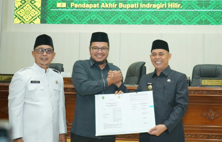 Bupati H. Herman Hadiri Rapat Paripurna ke-2 DPRD Inhil Tahun 2026