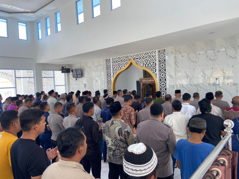 Peduli Bencana Sumatera, Polres Inhu Gelar Salat Ghoib dan Doa Bersama