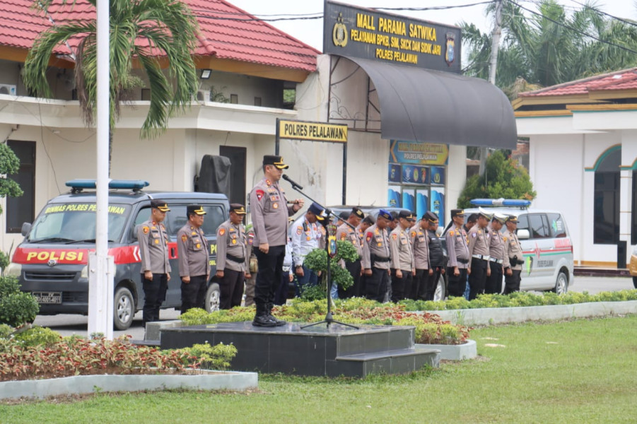 Kapolres Pelalawan Pimpin Apel Gabungan Kesiapan Pengamanan Apel Siaga Satgas PDI-P se-Provinsi Riau