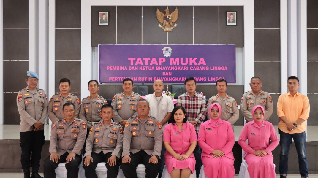 Kapolres Lingga dan Ketua Bhayangkari Cabang Lingga Gelar Tatap Muka Untuk Pererat Silaturahmi dan Solidaritas Bhayangkari.