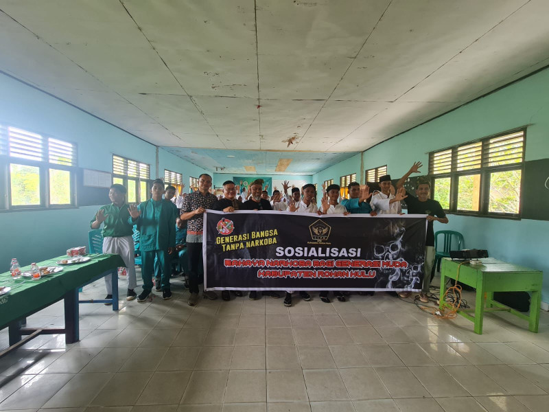 Sat Resnarkoba Polres Rokan Hulu dan LPPN Sosialisasi Anti-Narkoba di Sekolah, Sekaligus Cooling System untuk Pilkada 2024 Damai