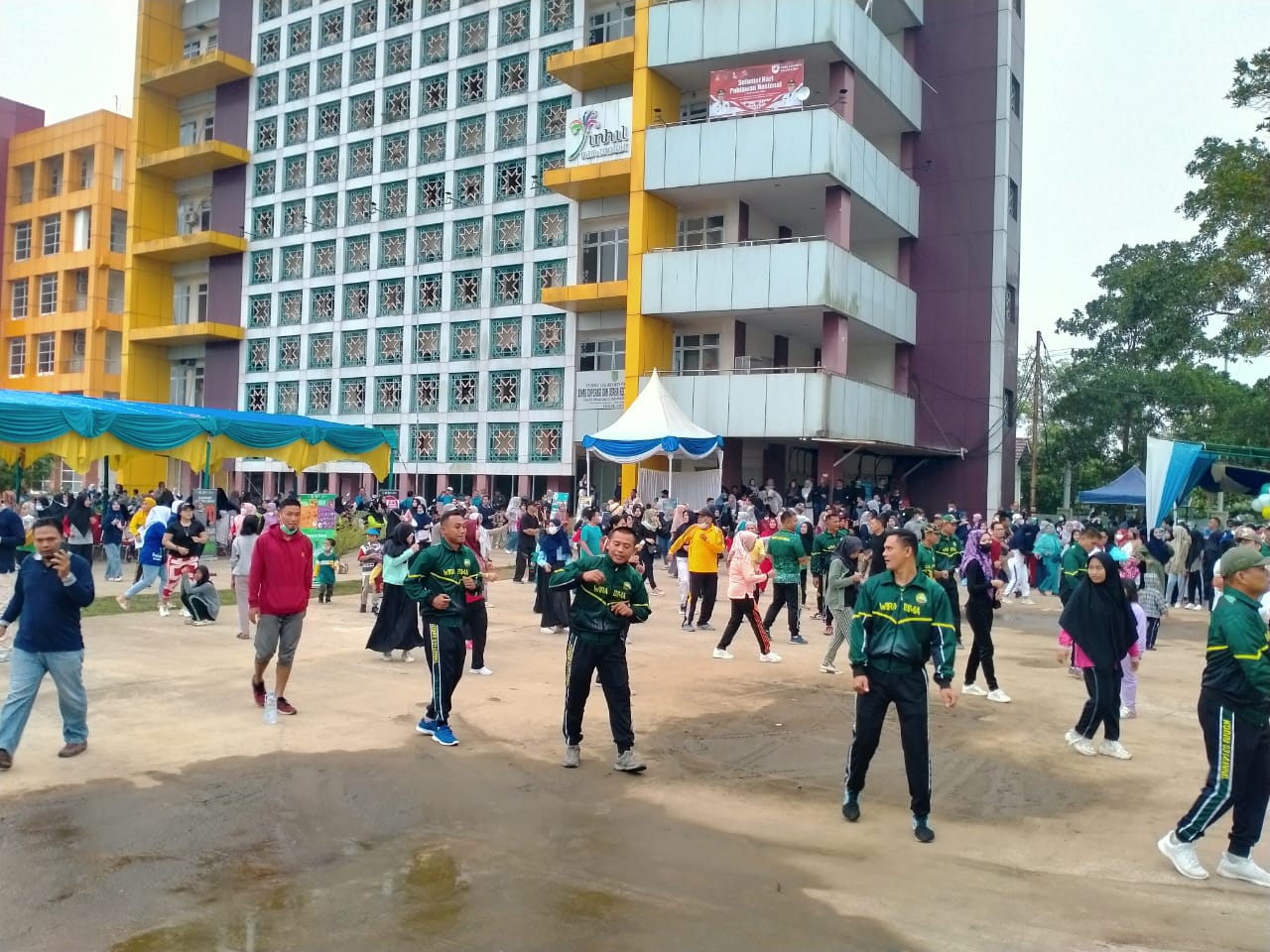 Peringati HKN ke-58, Dinkes Inhil Gelar Senam Sehat Bersama