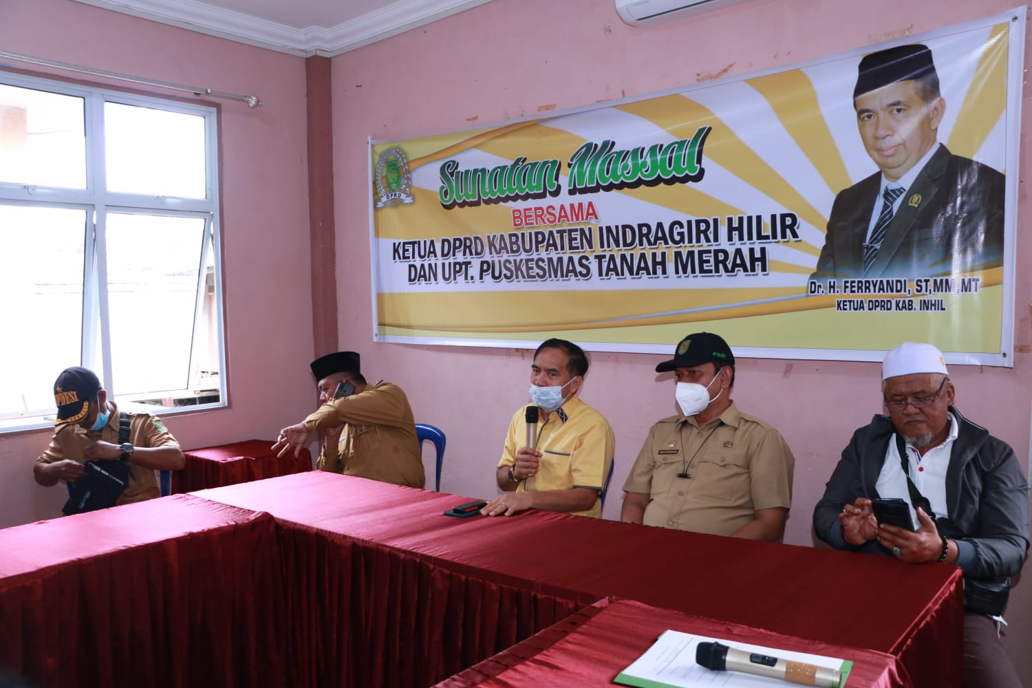 Ketua DPRD Inhil, Hadiri Kegiatan Dinkes Dalam  Sunatan Massak di UPT Pukesmas Tanah Merah