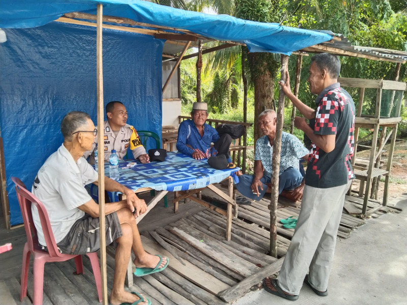 Ciptakan Pemilu Damai, Bhabinkamtibmas Bagan Barat Sampaikan Pesan Kamtibmas