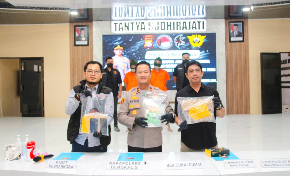 Bongkar Jaringan Internasional, Polres Bengkalis Mengamankan Narkotika Jenis Sabu Hampir 1Kg