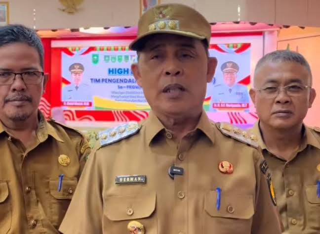 4 Upaya Dilakukan Bupati Herman terhadap Naik Turunnya Harga Kelapa