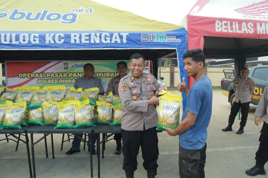 Laris Manis, Pasar Pangan Murah Polres Inhu Ludes dalam Satu Jam