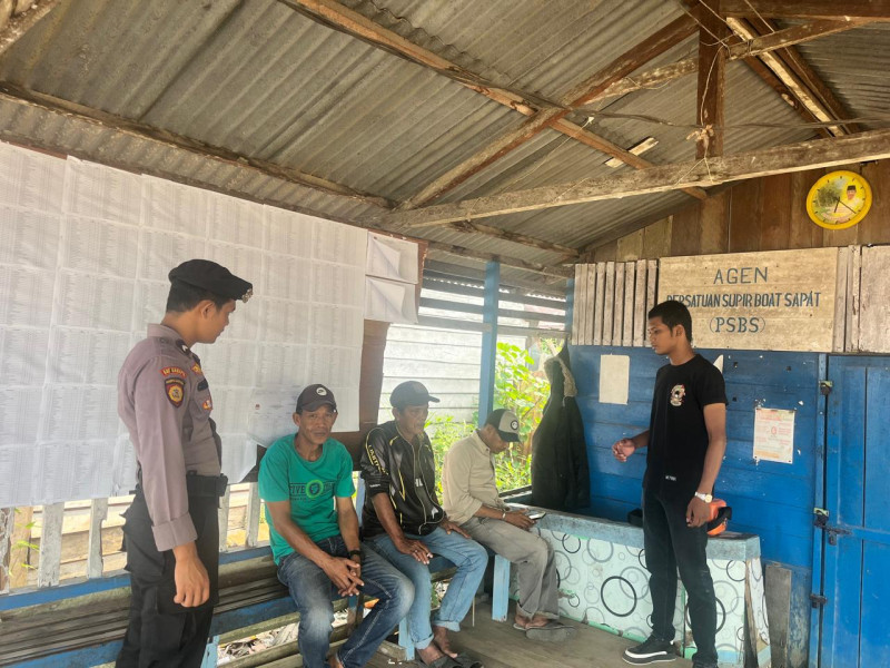 Sasar Pengunjung di Pelabuhan, Personel Polsek Kuindra Berikan Himbauan Kamtibmas