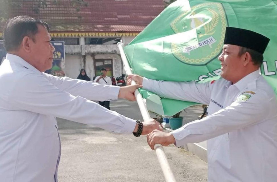 Plh Sekda Inhu Lepas Kontingen POPDA ke-XVI Pekanbaru