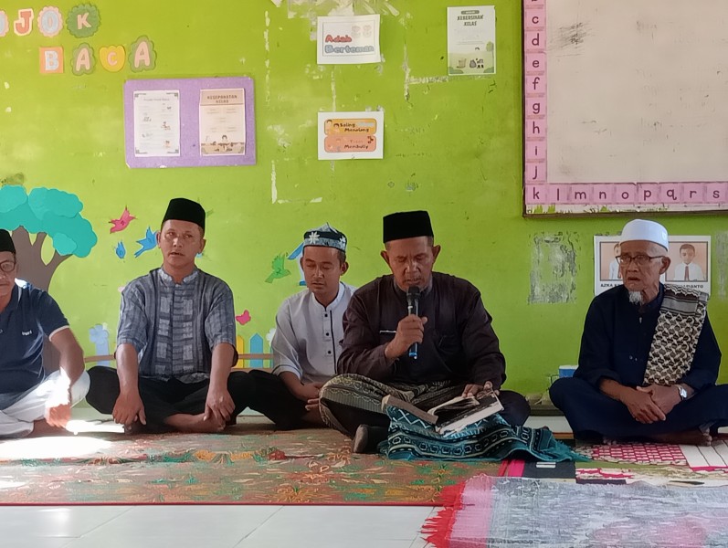 SDN 002 Selayar Adakan Khataman Al-Qur’an Perdana, Dirangkai Halal Bihalal.