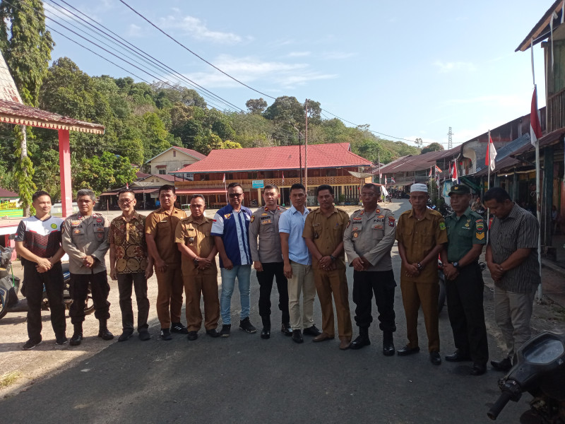 Kapolsek Daik Lingga Jalin Silaturahmi dan Sambang Kamtibmas bersama Tokoh Masyarakat Kecamatan Selayar Kabupaten Lingga