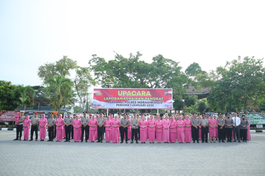 Di Penghujung Tahun, 34 Personel Polres Inhu Naik Pangkat