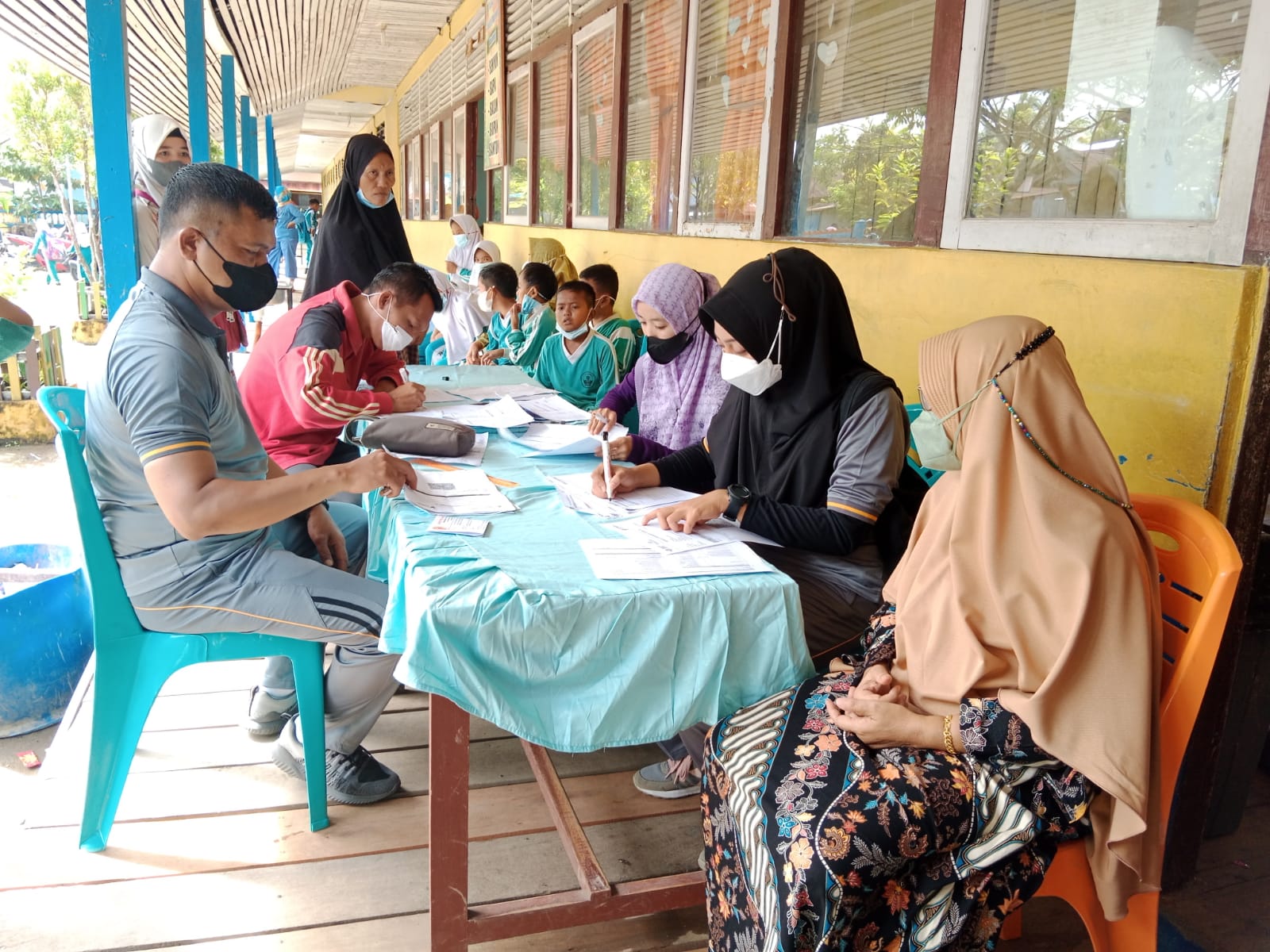 Sat Lantas Polres Inhil Layani Jemput Antar Vaksinasi Anak