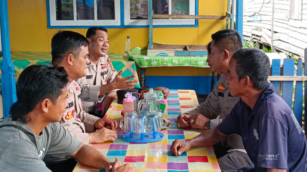 Personel Polsek Kuindra Gencar Berikan Himbauan Kamtibmas dan Pemilu Damai