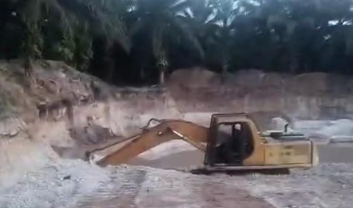 Meski Ramai Diberitakan, Tambang Galian C Ilegal di Batang Gansal Inhu Masih Tetap Operasi