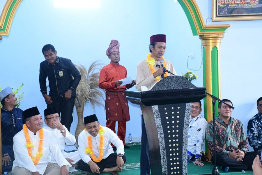 Wabup Bengkalis Dampingi UAS Resmikan Mushalla Al Awwal Parit Bangkong