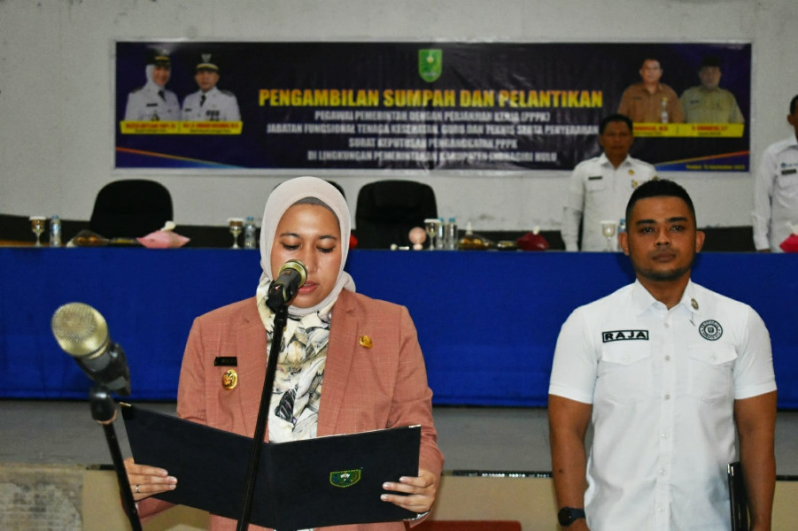 Bupati Rezita Lantik 306 PPPK Jabatan Fungsional, Guru dan Teknis