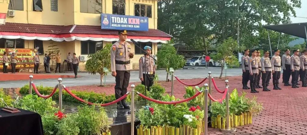 Kapolres Bengkalis  Pimpin Sertijab dan Kenaikan Pangkat Personil