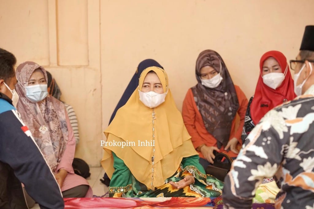 Zulaikhah Wardan Jenguk Balita Penderita Gizi Buruk