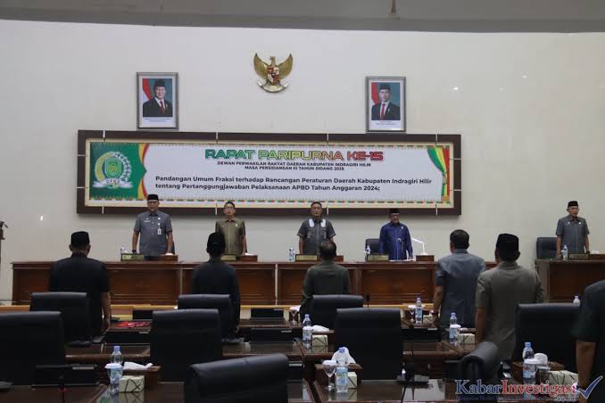Bupati Inhil Hadiri Paripurna DPRD Ke-16, Sampaikan Tanggapan atas Pandangan Fraksi Terkait Ranperda Pertanggungjawaban APBD 2024