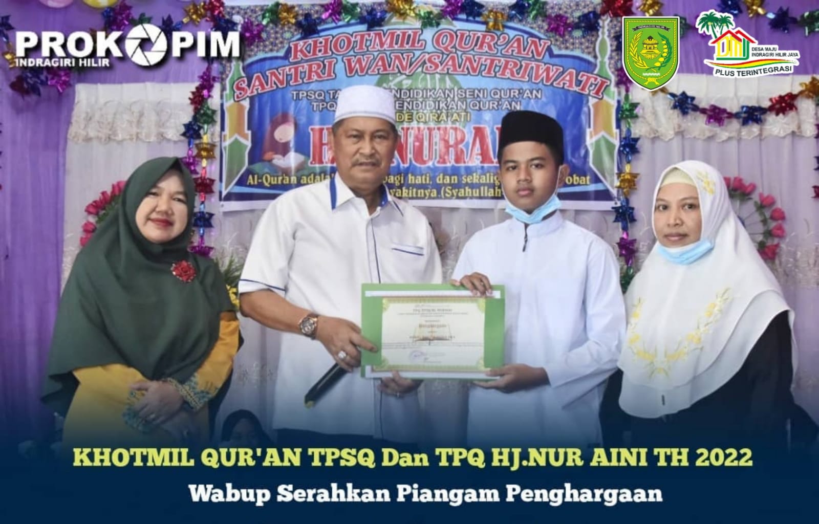 Wabup Inhil H Syamsuddin Uti Serahkan Piagam Penghargaan Kepada Santri TPSQ dan TPQ Hj Nuraini, Program DMIJ Plus Terintegrasi 1 Desa 1 Rumah Tahfidz
