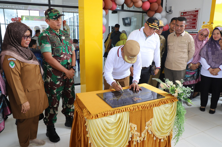 Dandim 0314/Inhil Dampingi Pj Bupati Inhil Resmikan Gedung Baru Puskesmas Pelangiran