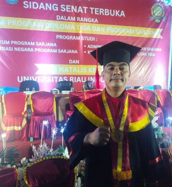 Di Tengah Kesibukan sebagai Jurnalis, Sabar Paiman Simatupang Berhasil Raih Sarjana Hukum