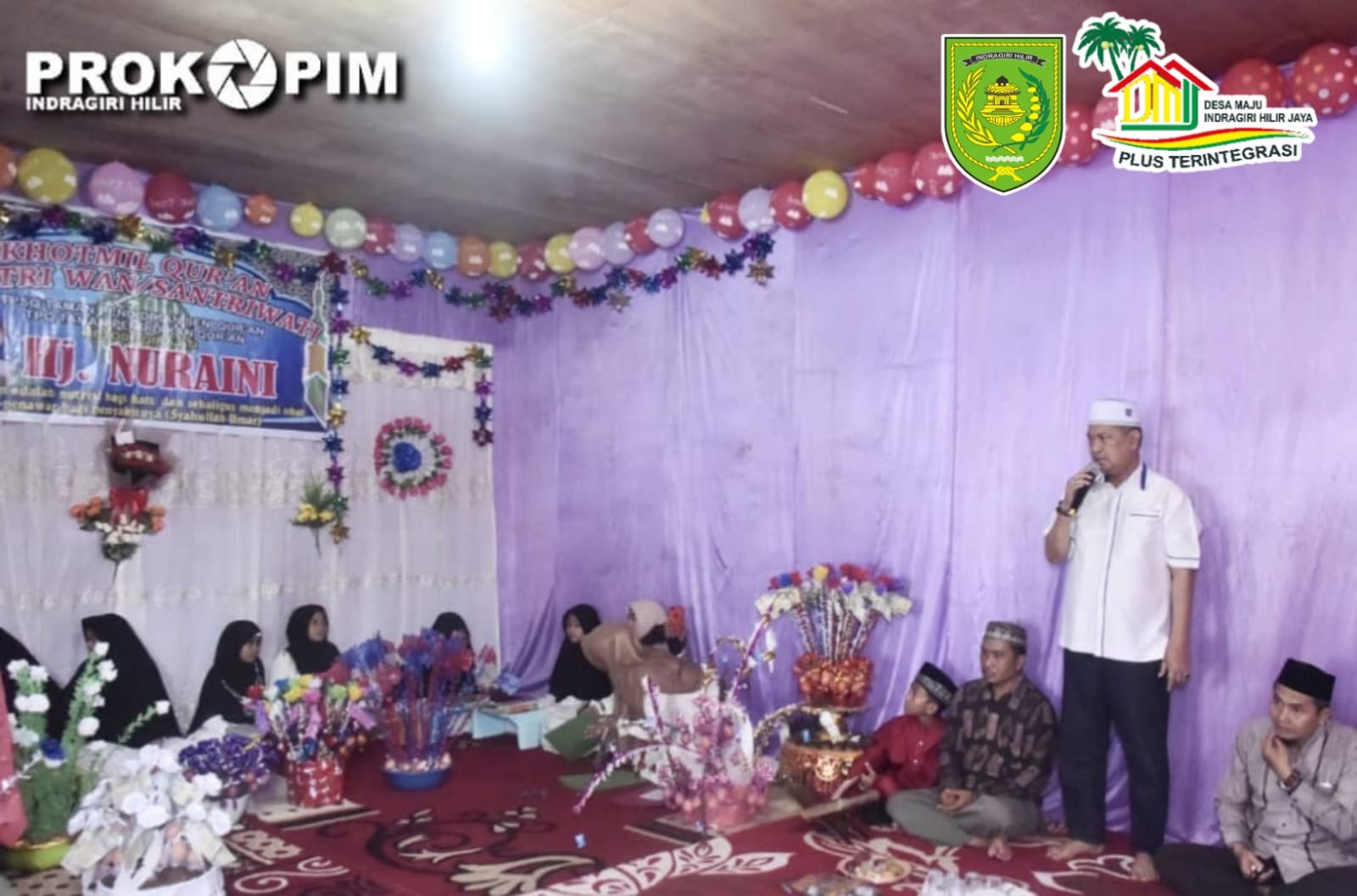 Wabup Inhil Serahkan Piagam Penghargaan Kepada Santri TPSQ dan TPQ Hj Nuraini, Program DMIJ Plus Terintegrasi 1 Desa 1 Rumah Tahfidz