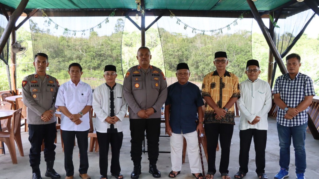 AKBP Pahala Martua Nababan, S.H., S.I.K., M.H. Silaturahmi dengan Tokoh Adat Melayu, Bangun Sinergi untuk Lingga Damai.