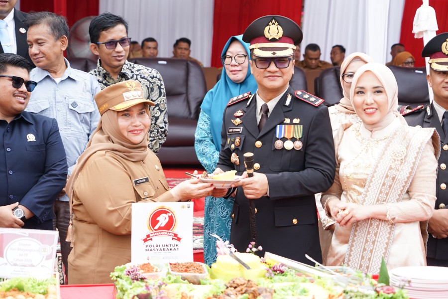 Upacara HUT Bhayangkara ke-79 di Kecamatan Mandau