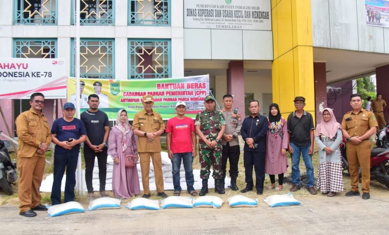 Hari Pangan se-Dunia,Wabup Inhil Serahkan Beras Cadangan Pangan Pemerintah