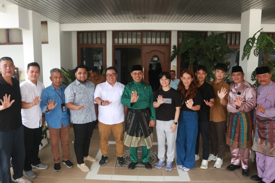 Bupati Inhil Lepas Satgas Hilirisasi Kelapa Bersama Investor Asal Thailand