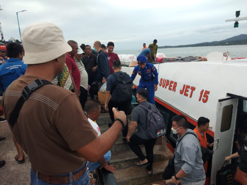 Antisipasi Keluar Masuk Barang Ilegal di Pelabuhan Jagoh, Satpolairud Lakukan Pengamanan.