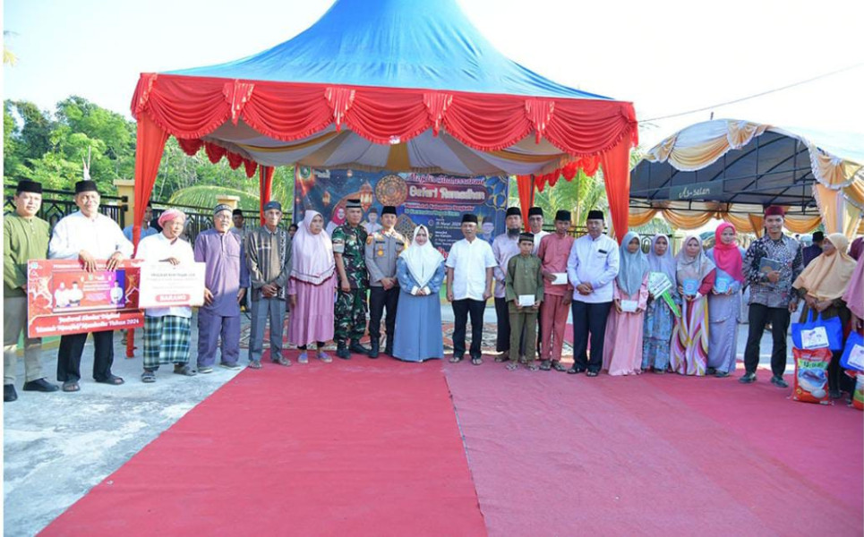 Bupati Kasmarni Safari Ramadhan di Masjid As-Salam Rupat Utara