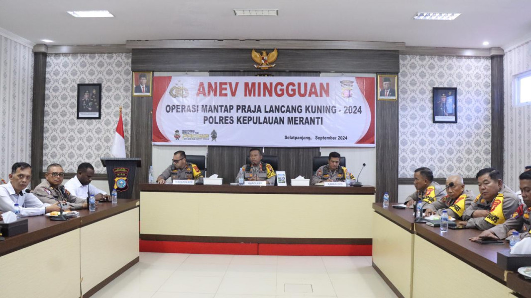 Kapolres Meranti Pimpin Anev Mingguan dalam Rangka OMP LK 2024