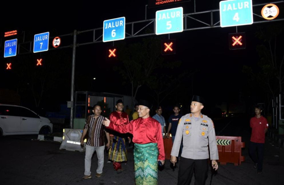 Antrian Panjang Penyeberangan Roro, Wabup Bagus Santoso Perintahkan Perjalanan Tambahan