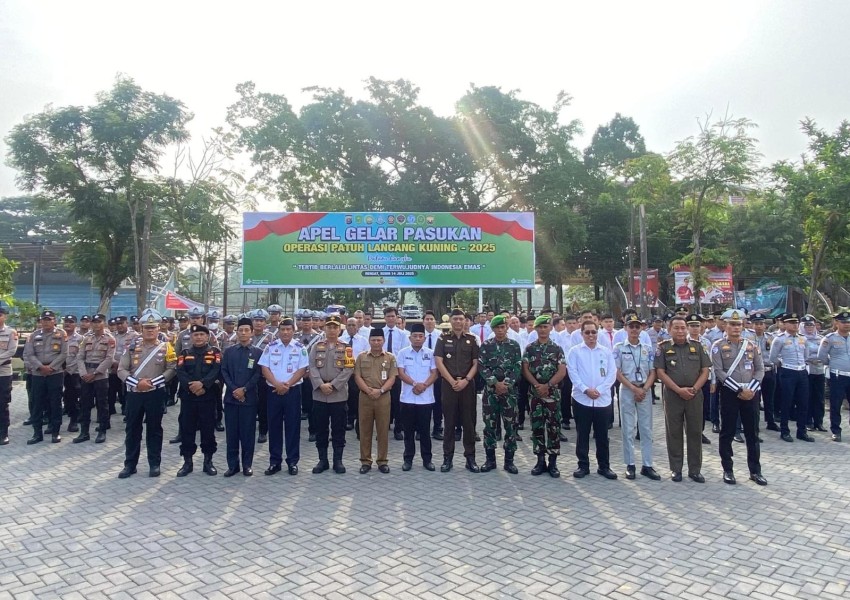 Wakapolres Inhu Pimpin Apel Gelar Pasukan Operasi Patuh, Ini Pelanggaran yang Jadi Target