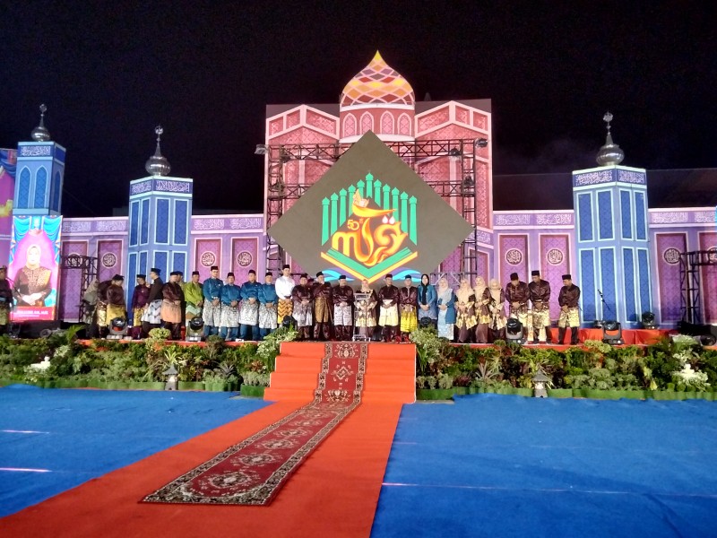 Perhelatan Penutupan Acara MTQ ke VII Kecamatan BATSOL Berlangsung  Meriah, Desa Tambusai Batang Dui Berhasil Meraih Juara umum