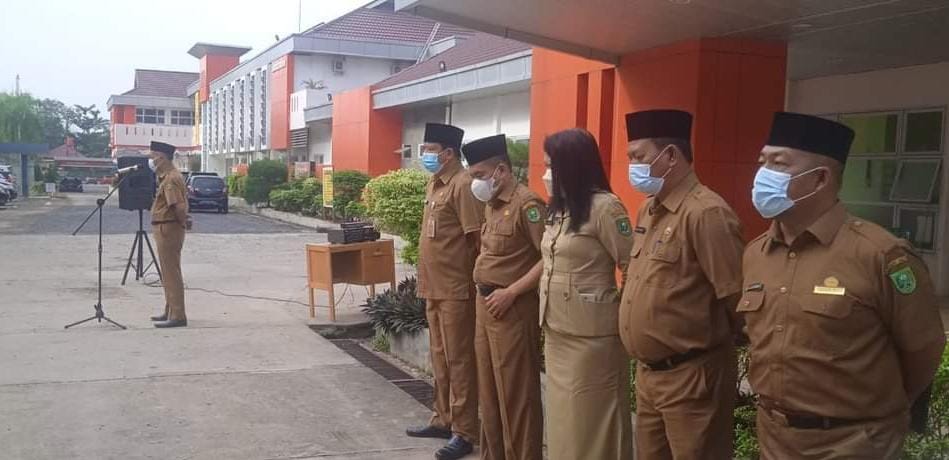 Sekda Hendrizal Ikuti Apel di RSUD Indrasari Rengat