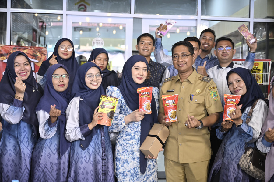 Dukung Pertumbuhan UMKM Lokal, Wabup Rohil Resmikan Umah Espresso and Cafe