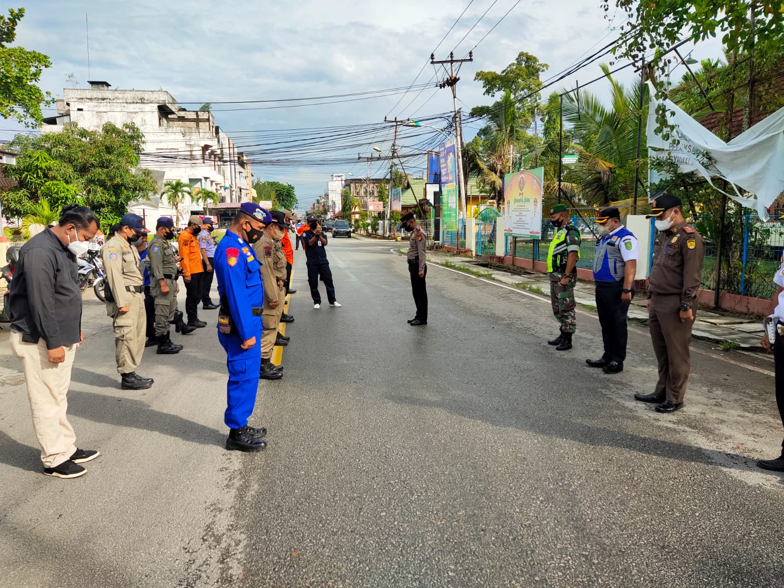 Cegah Varian Omicron, Polres Inhil Laksanakanan Sekat Jalan dan Pendisiplinan Protkes