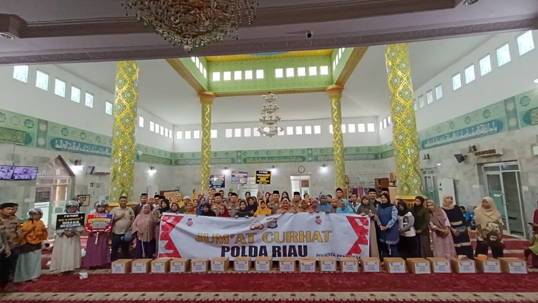 Ditlantas Polda Riau Edukasi Masyarakat Keselamatan Berkendara dan Pilkada Riau 2024