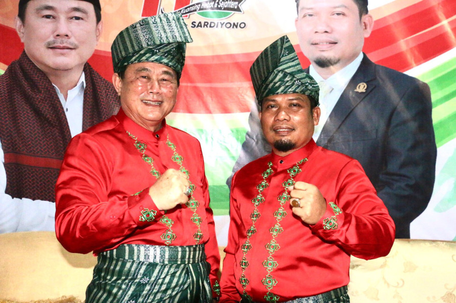 Paslon Bupati Kuansing H Halim dan Wakil Bupati Sardiyono Daftar Ke KPU Kuansing