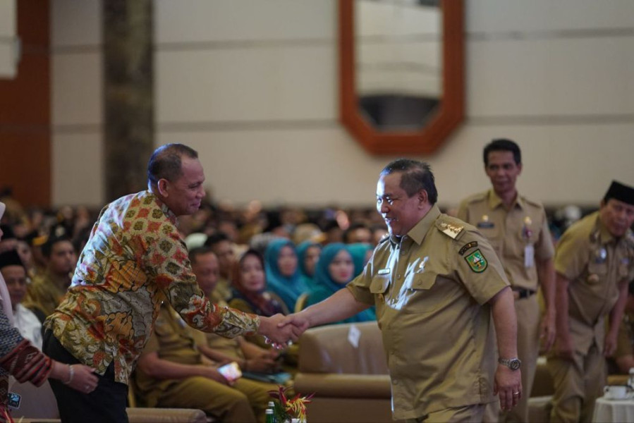 Gelar Rakor Bersama Pemerintahan Desa Se Riau, Pj Gubri Sampaikan Hal Ini