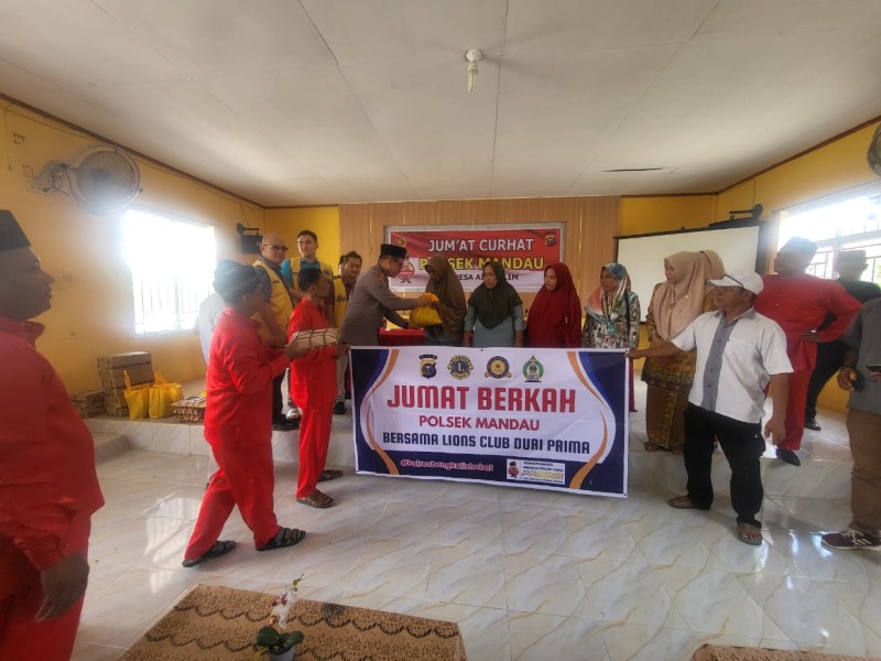 Tingkatkan Sinerginitas, Polsek Mandau Gelar Jum'at Curhat bersama Warga dan Pemdes Air Kulim