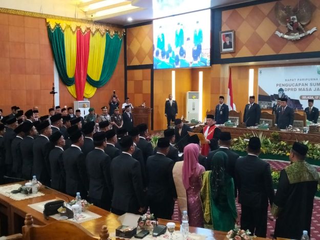 Anggota DPRD Siak Periode 2024-2029 Diisi 21 Orang Wajah Baru, 19 Wajah Lama