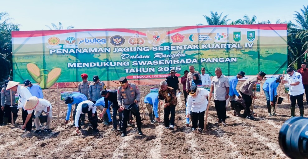 Pemerintah Provinsi Riau Bersama kapolda Riau Dukung Program Gerakan Swasembada Pangan Nasional