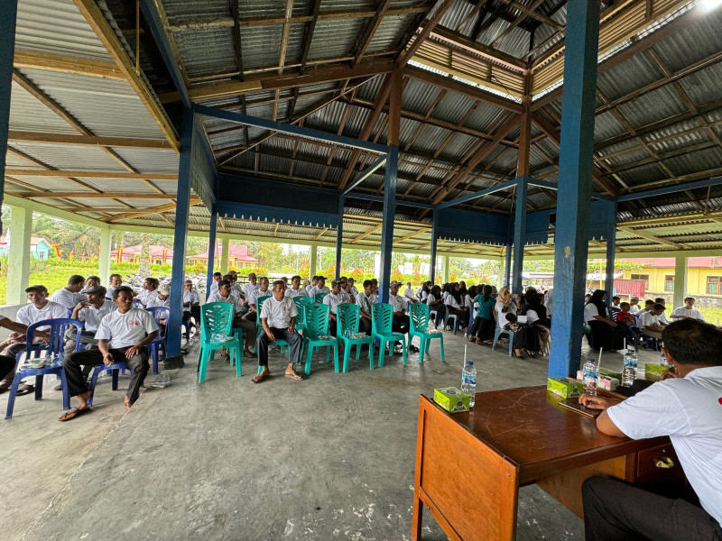 Ciptakan Pilkada Sejuk, Kapolsek Kunto Darussalam Gelar Cooling System Bersama Masyarakat Desa Pasir Luhur