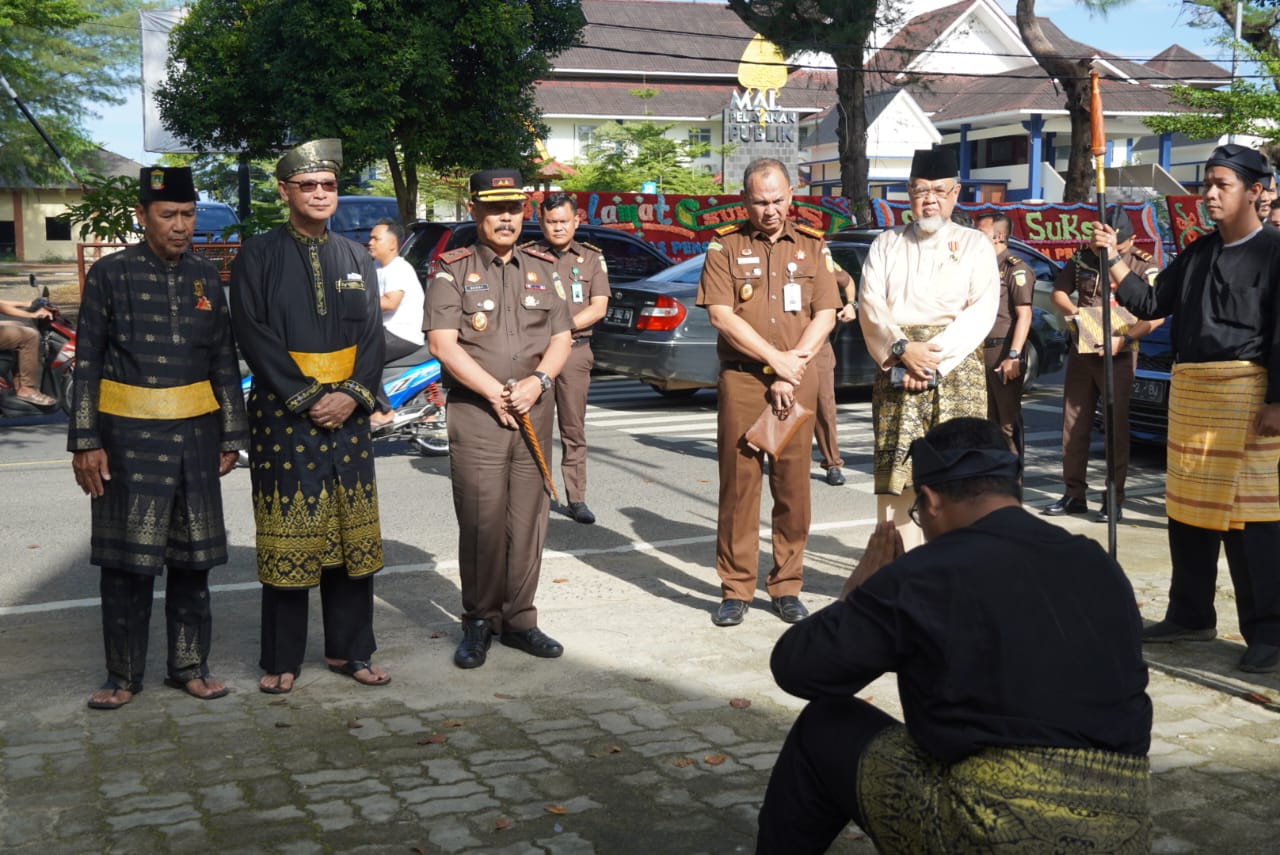 Pengukuhan Pengurus (LKPBH) Lembaga Adat Melayu (LAM)