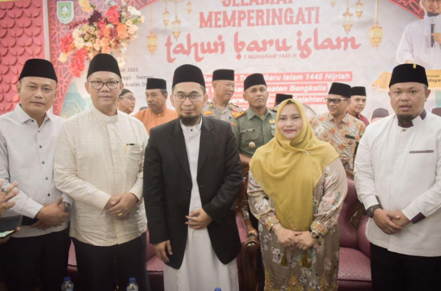 Dibuka oleh Bupati Bengkalis,Ribuan Masyarakat Duri Hadiri Tabligh Akbar Bersama Ustadz Adi Hidayat